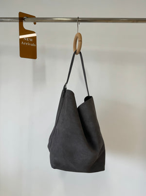 Large-capacity suede tote bag!