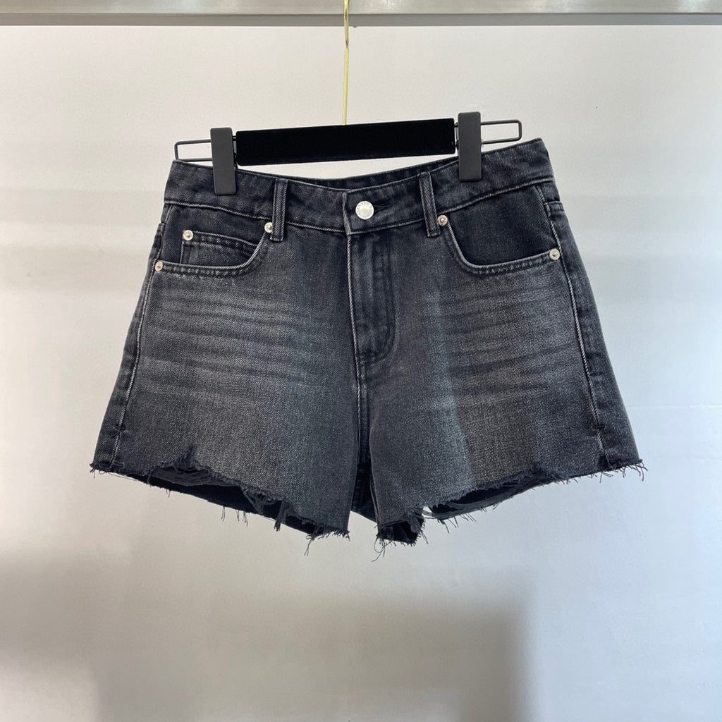 Short jeans