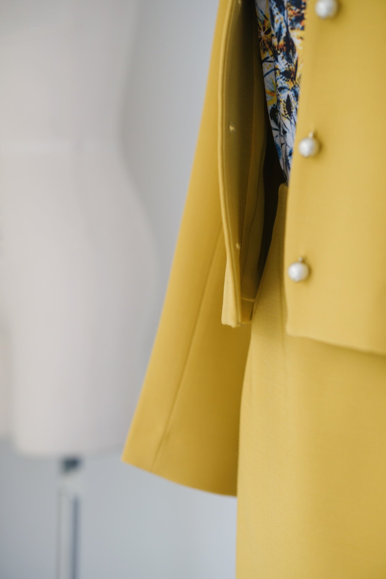 Yellow silk wool suit and skirt suit